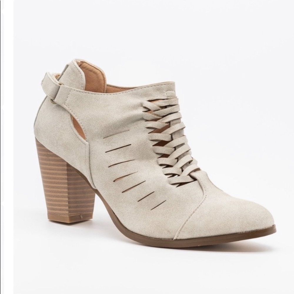 HP Stone woven ankle boots. Super cute!! Goes with everything!